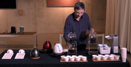 Tea sommelier Michèle Decol tests (un)filtered water