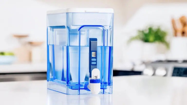 ZeroWater’s 2.4 Liter Ready-Read™ Jug